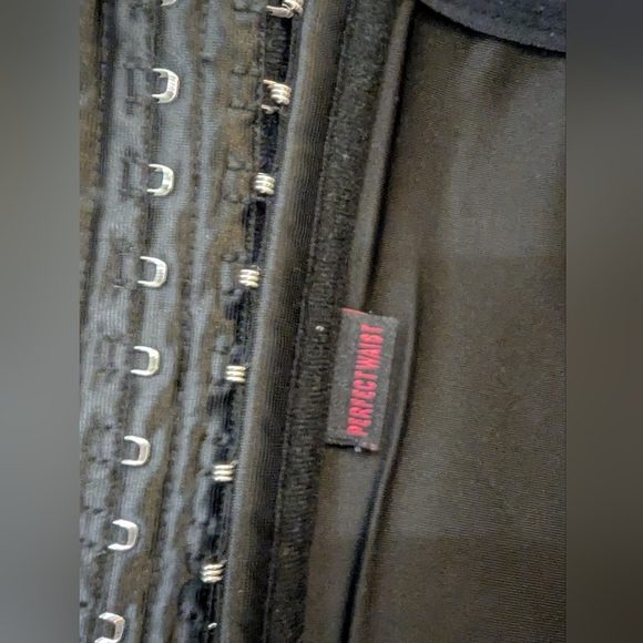 Perfect Waist Black Waist Cincher Corset Size M - Picture 3 of 8